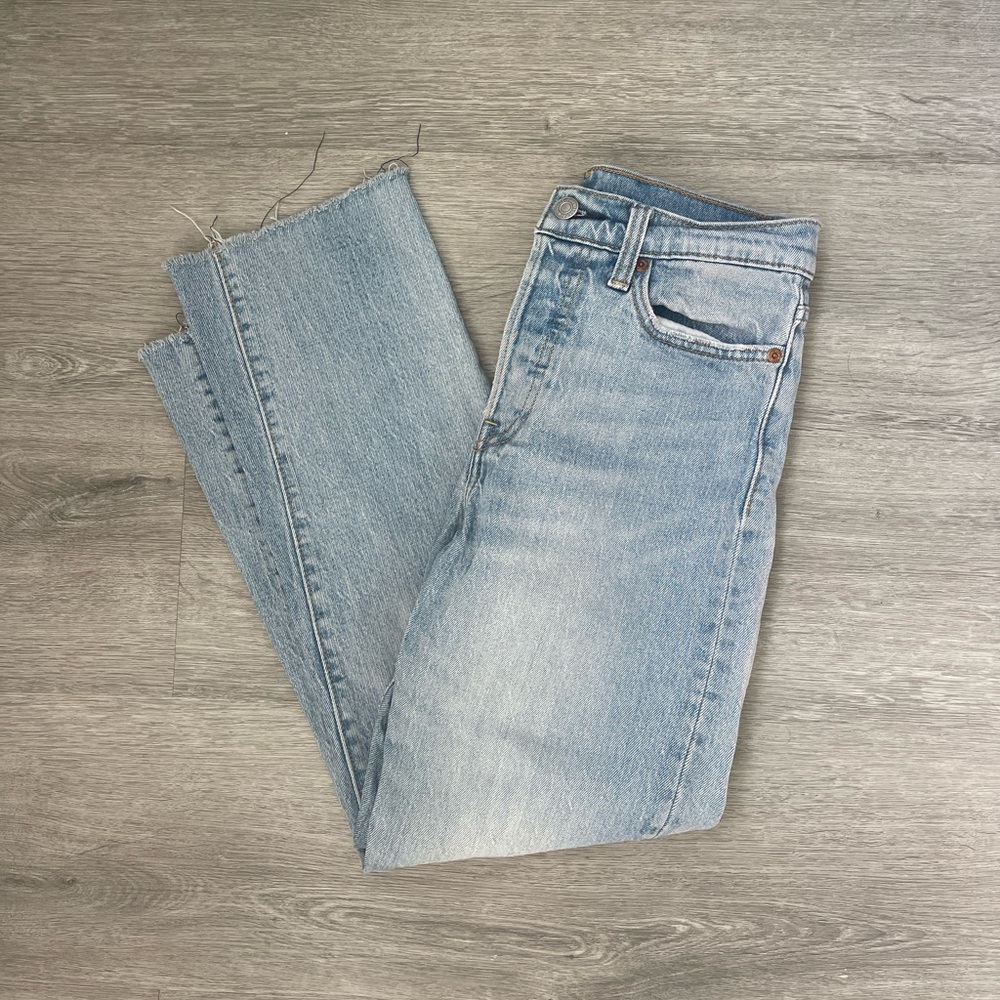 Levi’s - Light wash denim jeans